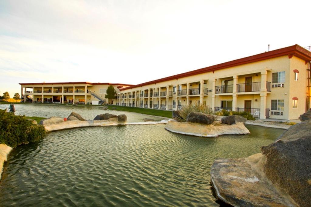 Longstreet Inn & Casino Amargosa Valley Exterior photo